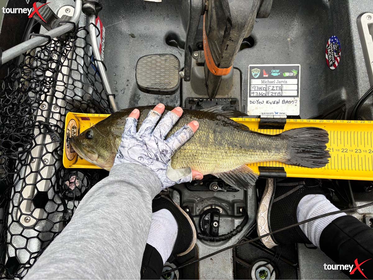 21.00 Michael Jarvis